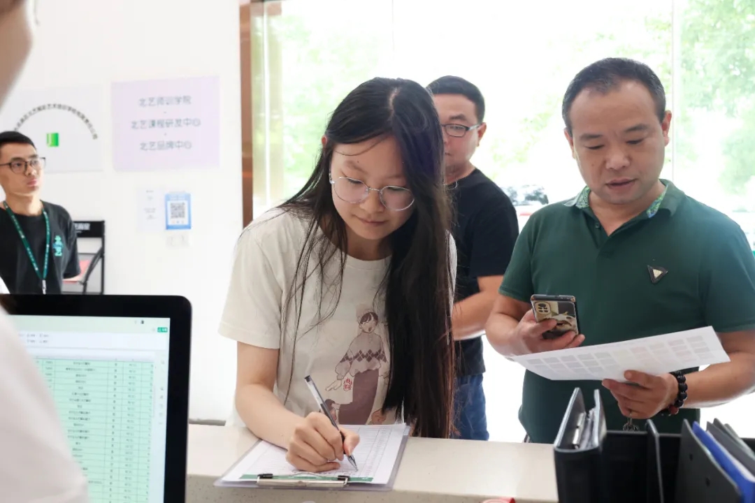 美好相遇，從此開始——北藝畫室2025屆新生入學(xué)指南