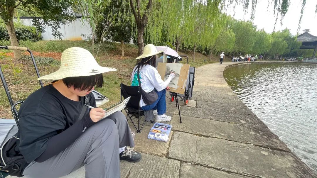 北藝畫(huà)室2023屆學(xué)員婺源寫(xiě)生作品