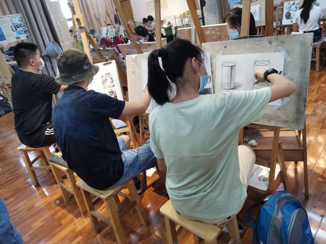 奮筆記下求知路，細(xì)繪描出未來夢——北藝畫室2020年基礎(chǔ)部【秋季班】第一期回顧