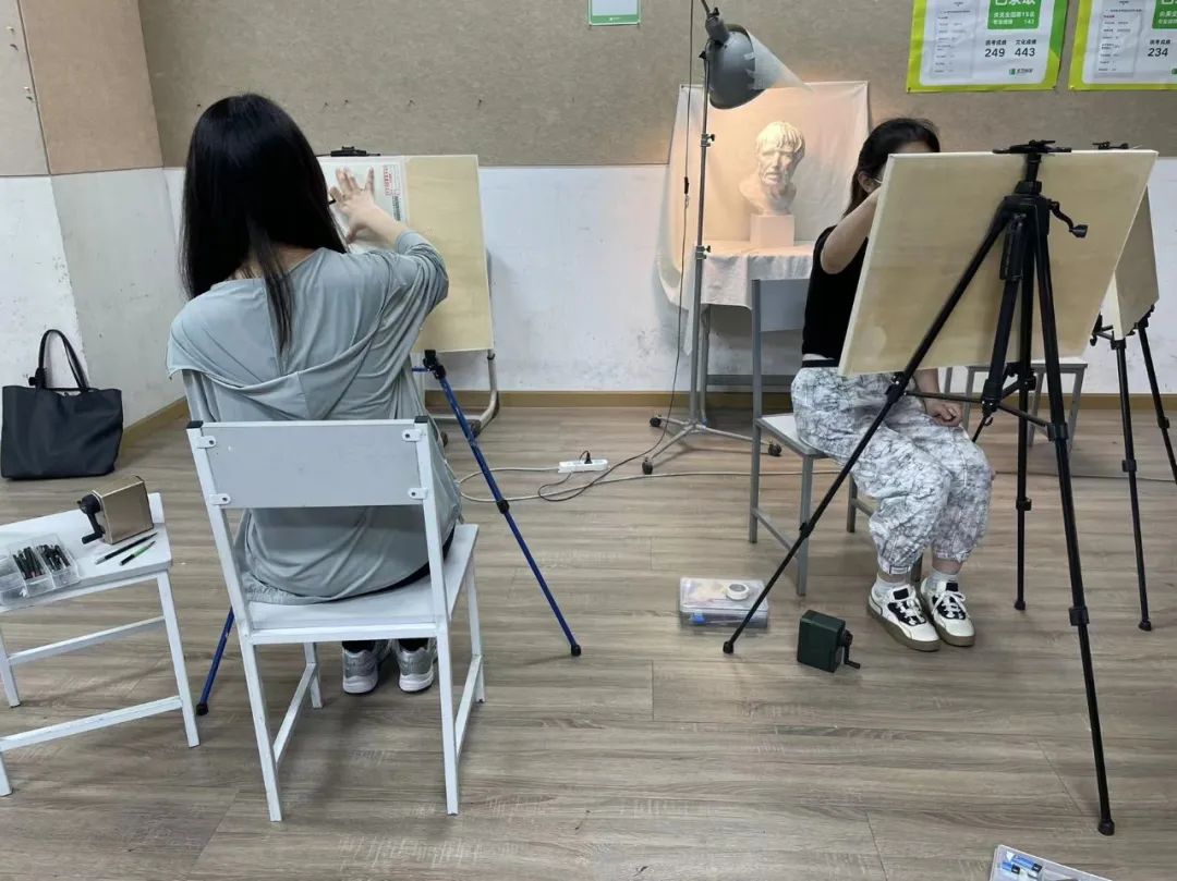 北藝助夢(mèng)課堂