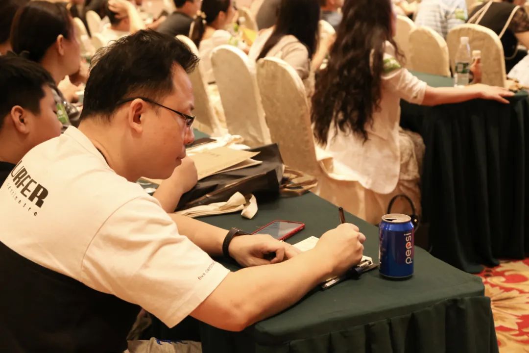 學(xué)生代表