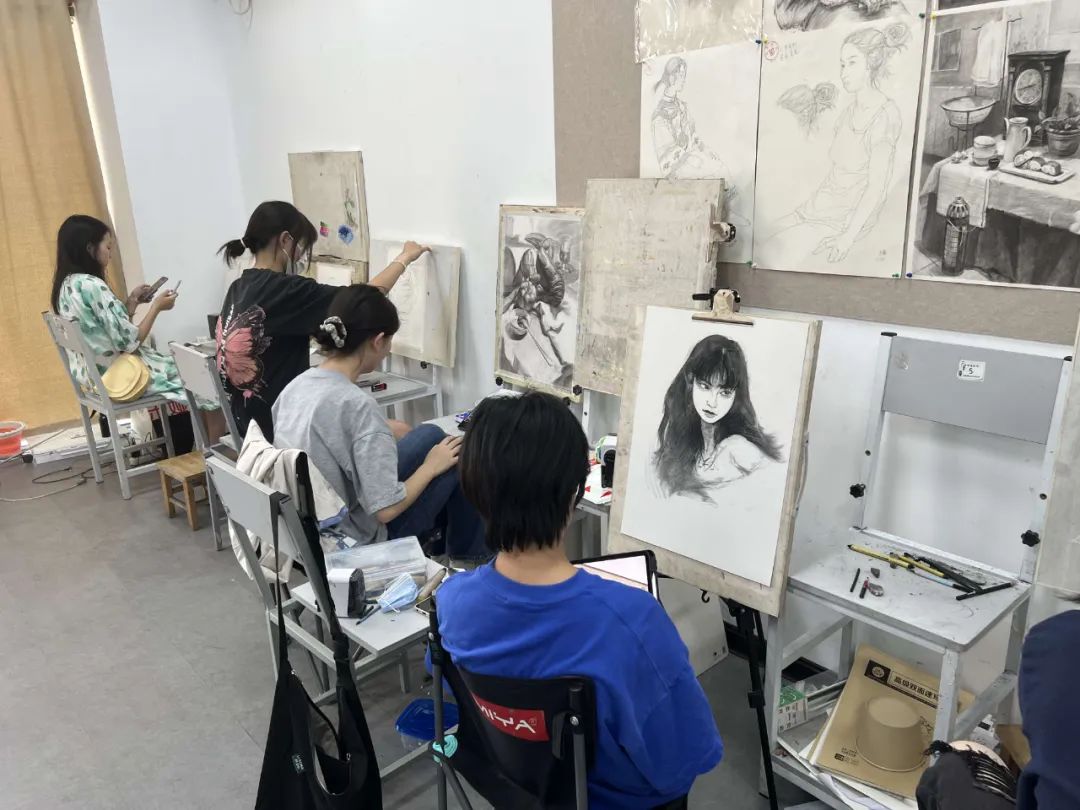 北藝基礎部暑期班課堂場景