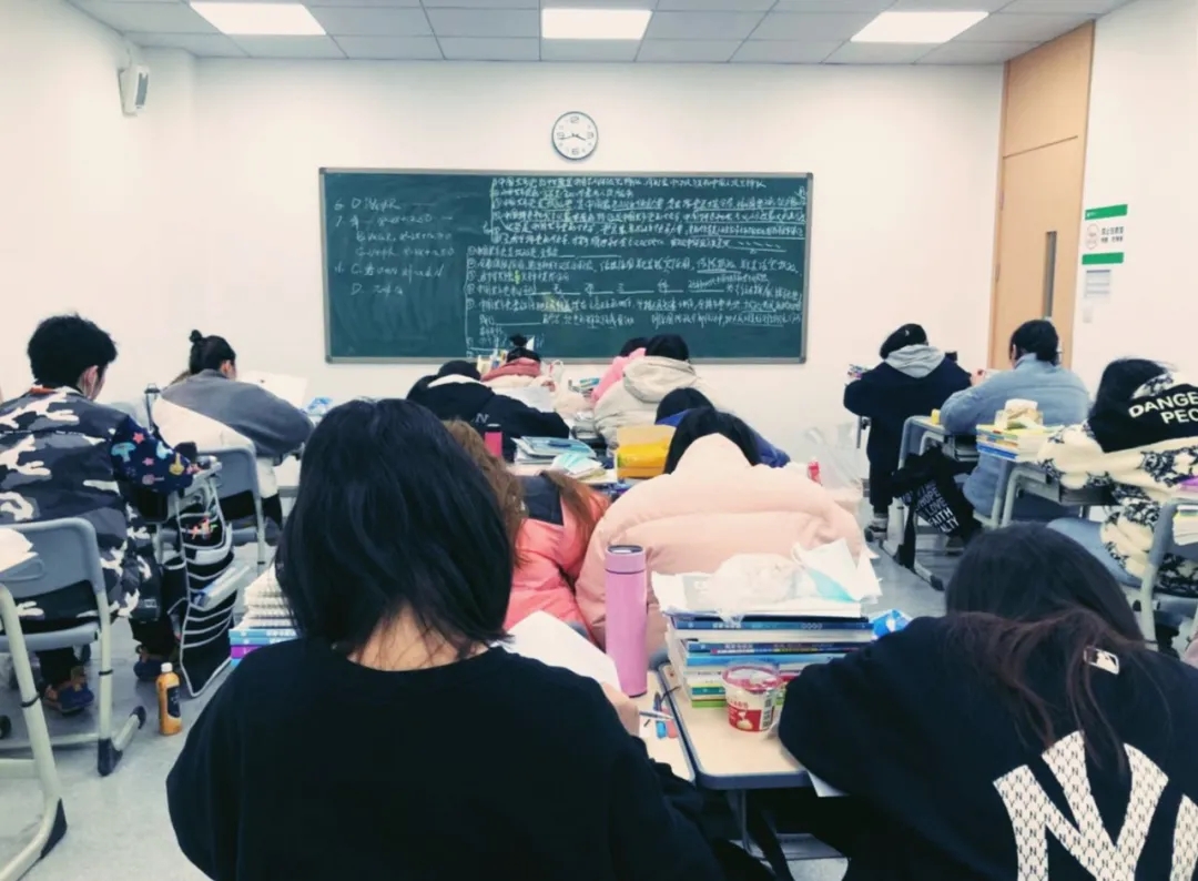 老師講課